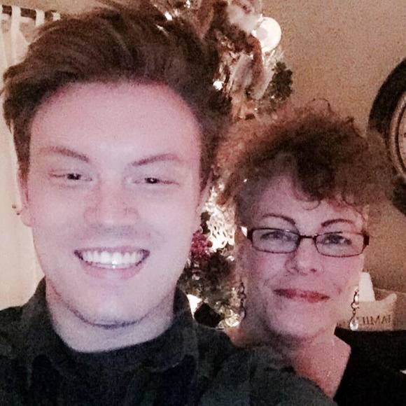 Meet your Posher, Cody - Picture 1 of 1